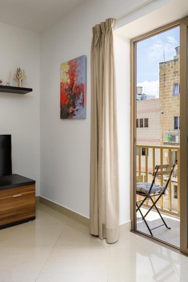 Hilltop Apartments - Stylish Comfort Living Close To The Sea, Bugibba St. Paul's Bay Exterior foto